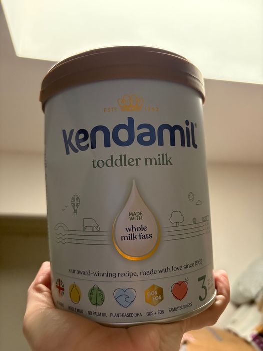 Детское питание харчування молочна суміш Кендамил Kendamil classic 2 3