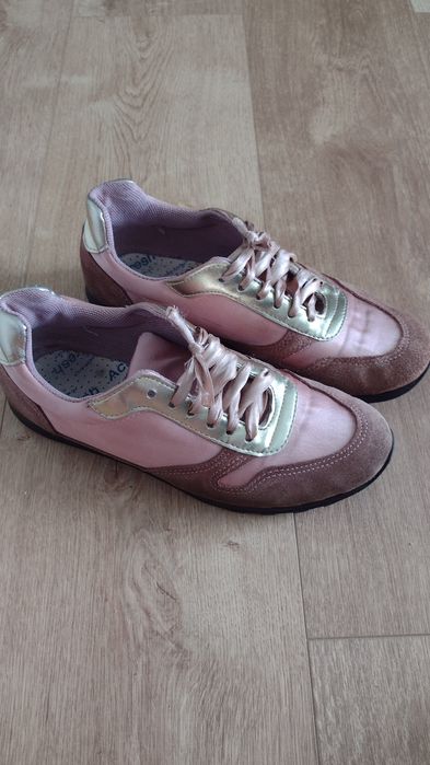Włoskie adidasy damskie 38