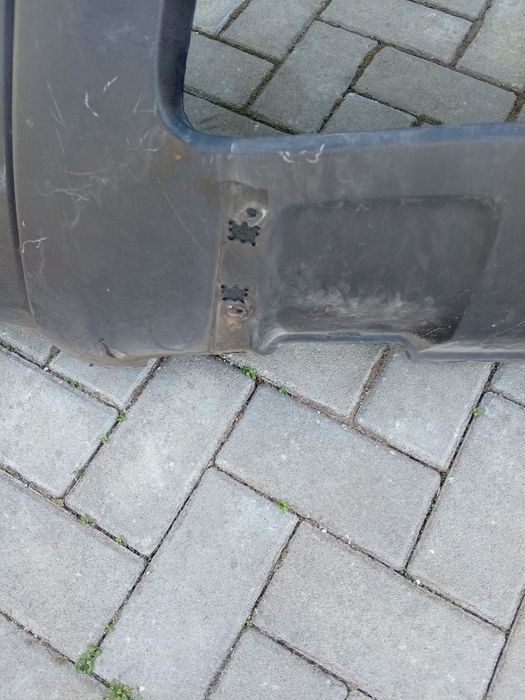 Para choque frente Dacia Duster 2010