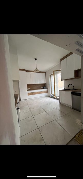 Remonty i wykończenia wnętrz Solidnie i fachowo