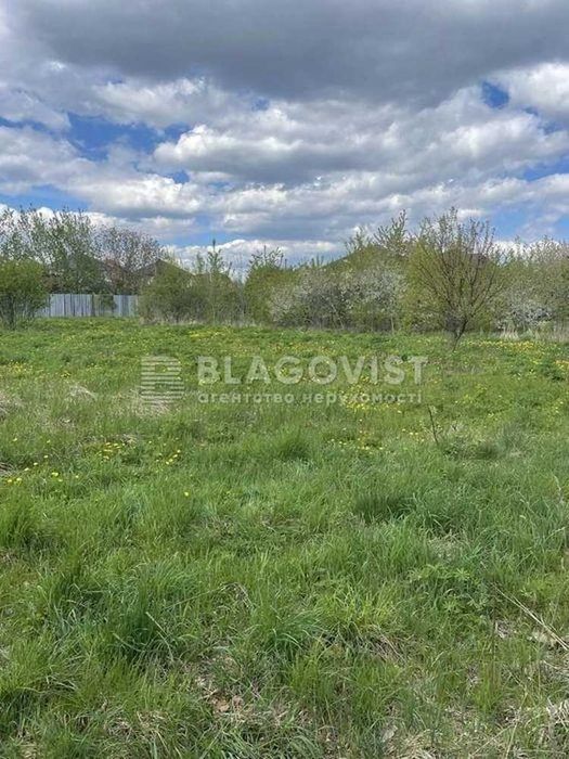Земельна ділянка 18 соток в с. Червона Мотовилівка для будівництва будинку