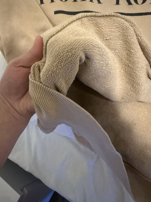 Sweatshirt Pull & Bear, tamanho S. Usada, em bom estado