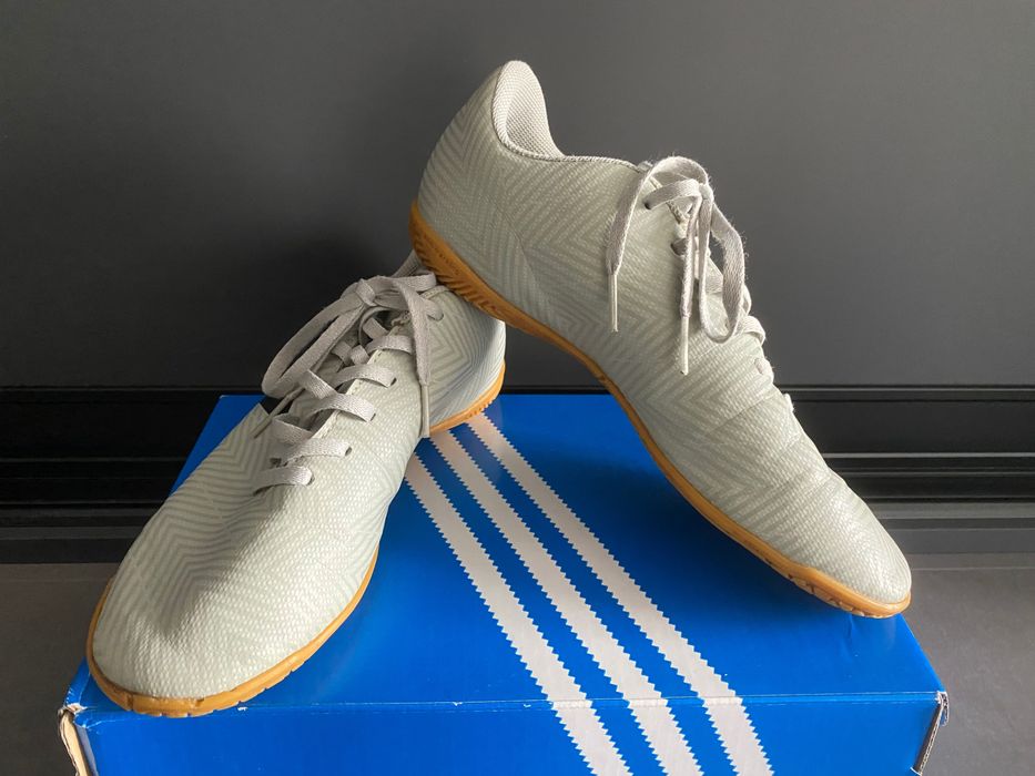 Buty na halę Adidas rozm.38