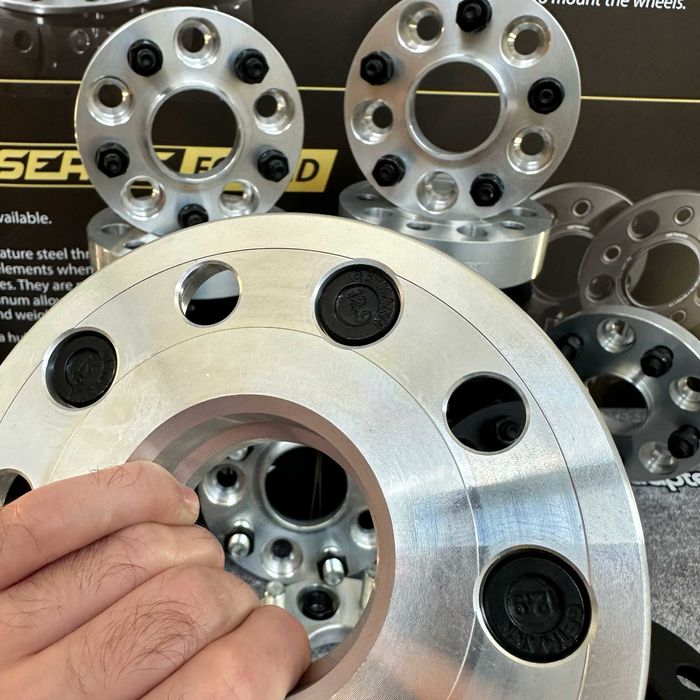 Колісні проставки-адаптери зі шпильками GETMANN під всі автомобілі