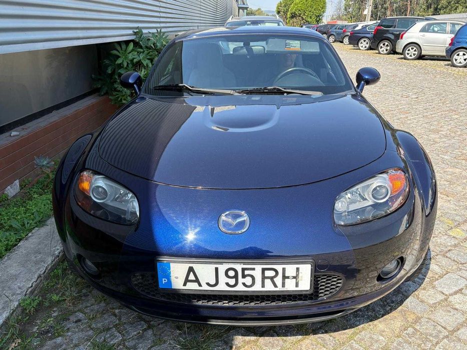 Mazda MX 5 de 2008 Cabrio com Hard Top de abertura automática — photo 4