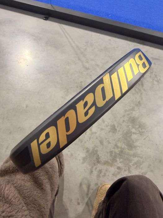 Ракетка Bullpadel Flow Legend