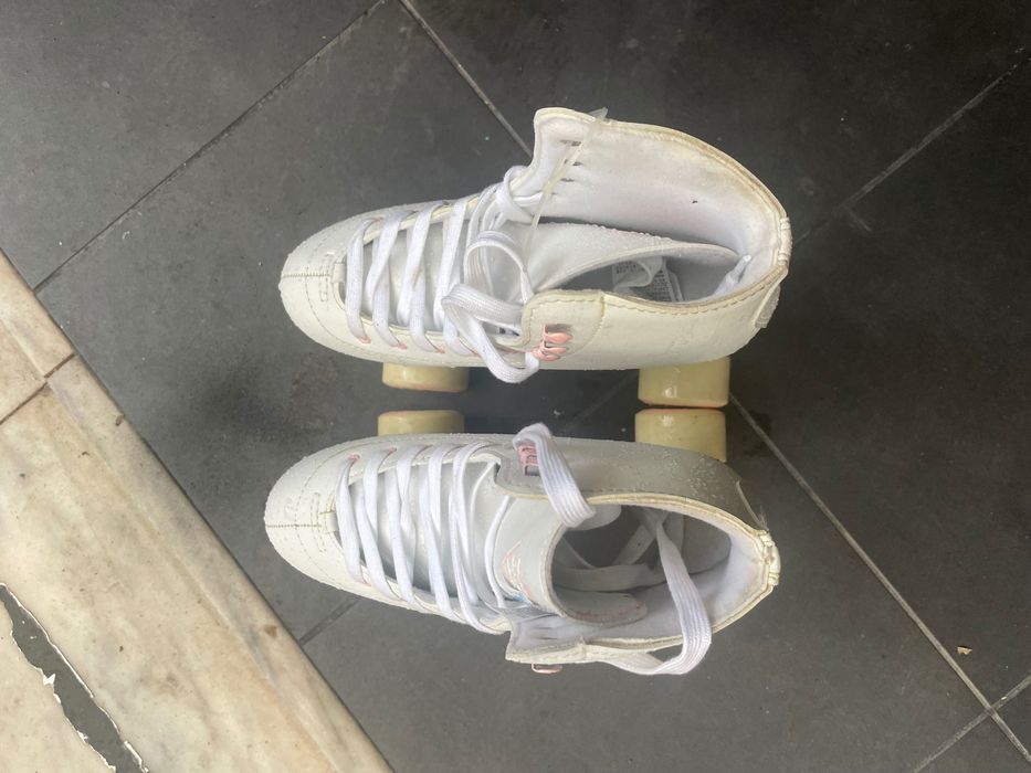 Patins novos brancos64172632268675122