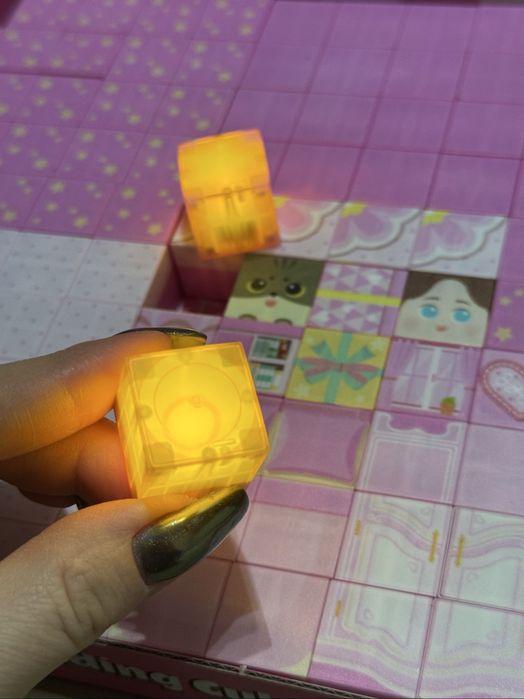 Світловідбиваючий магнітний сенсорний конструктор Замок принцеси 100шт