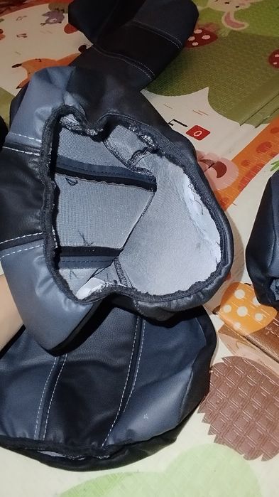 Чохли на автомобіль