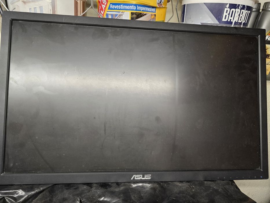 Monitor Asus 17"