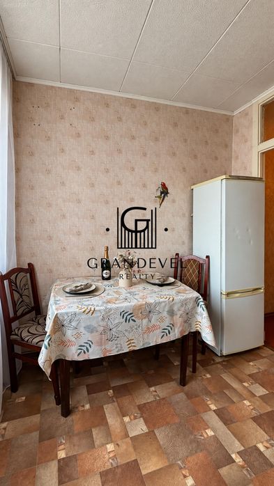 Продаж 3к квартири, Червоної Калини, 1Б, Маяковського, Троєщина, Київ