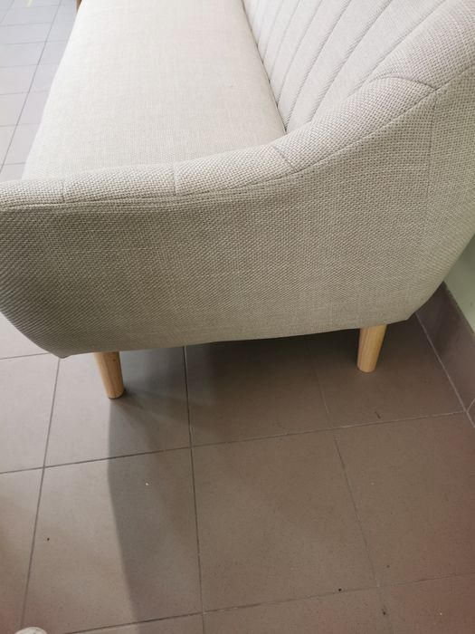 Диван EGEDAL 2.5  беживого кольору, тканина

(85)