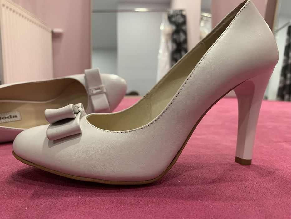 Buty ślubne LaBoda C-286/1/NKK r.37 białe - WYPRZEDAŻ