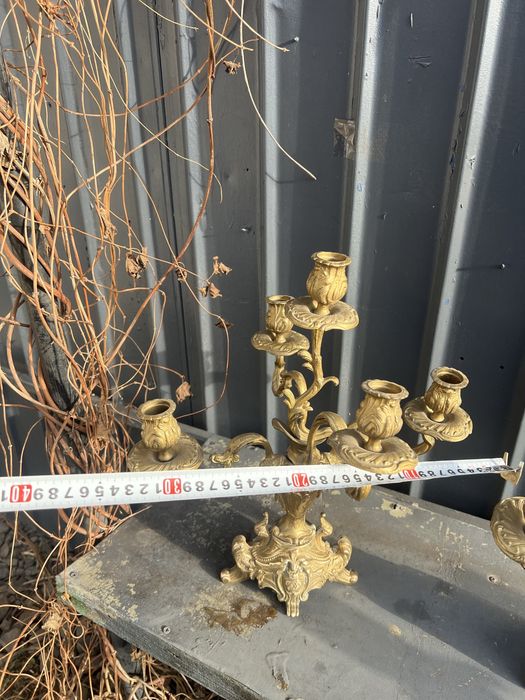 Бронзові підсвічники