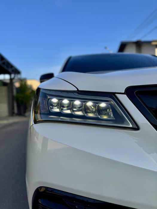 Продам власну, обслужену Акуру МДХ