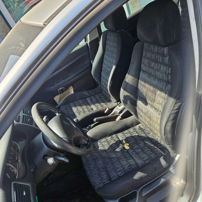 Peugeot 307 1.6 HDI motor avariado 110cv alterado 150cv