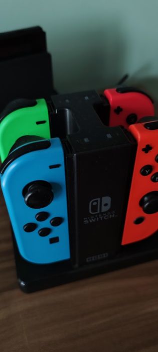 Nintendo Switch — Pack Completo | 17 Jogos + 4 Comandos + RING FIT