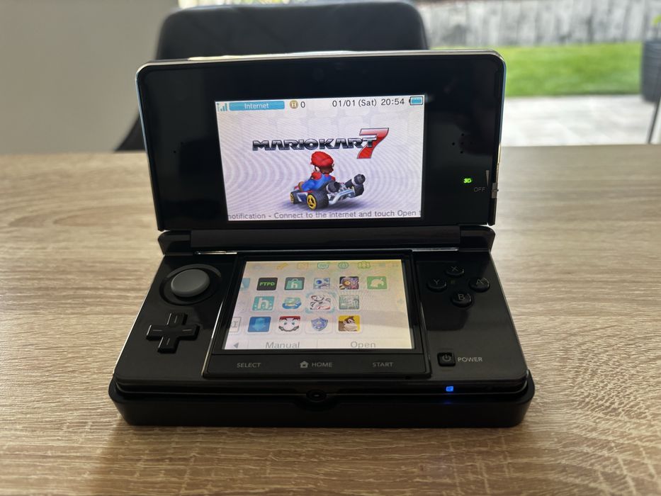 Nintendo 3DS Cosmo Black 64 gb