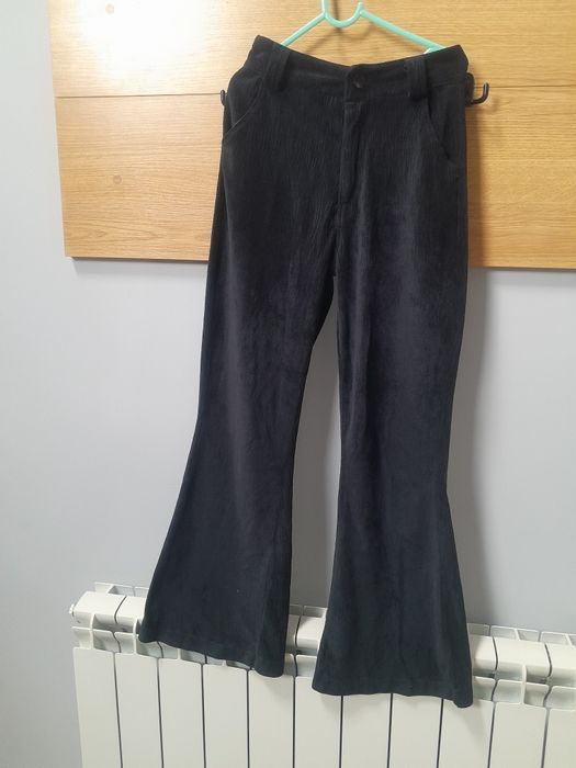 Spodnie z szerokimi nogawkami