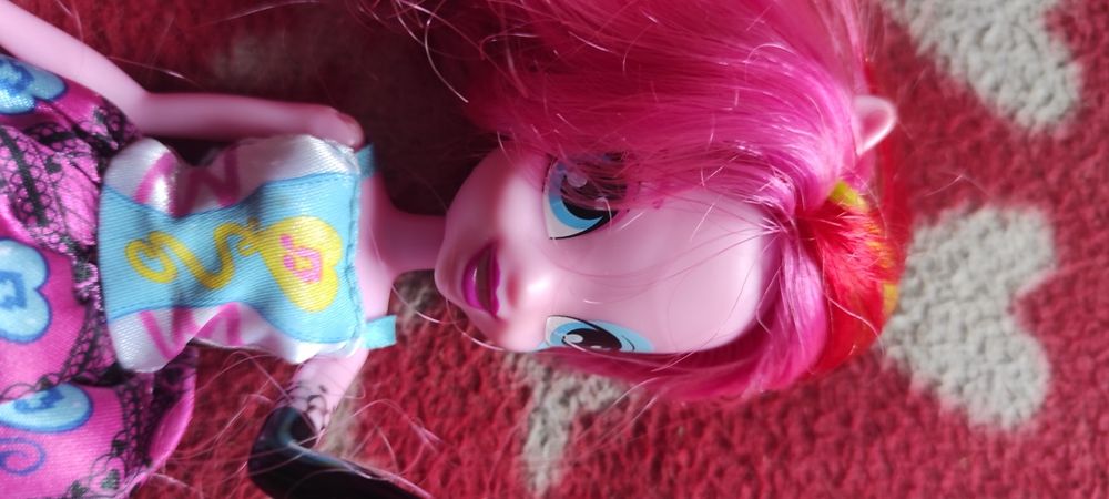 Музыкальная кукла My Little Pony Equestria Girls Пинки Пай Hasbro оригинал