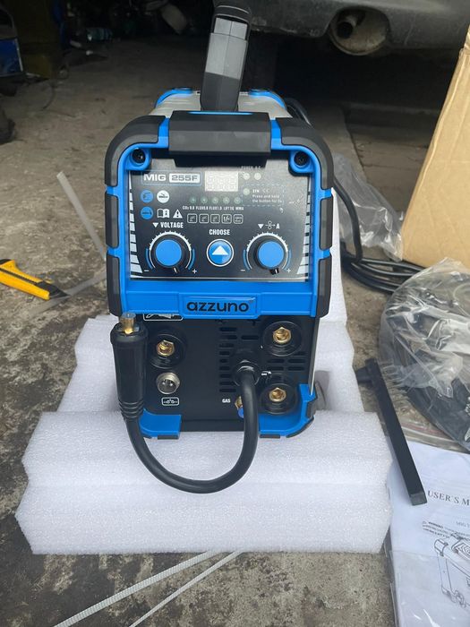 Зварювальний апарат Azzuno Mig 255F