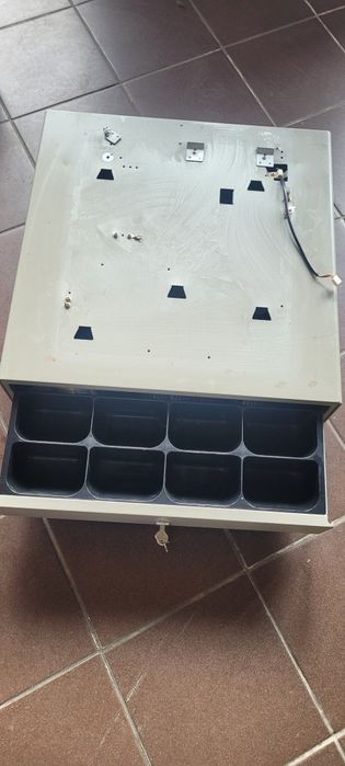 Szuflada do kasy fiskalnej