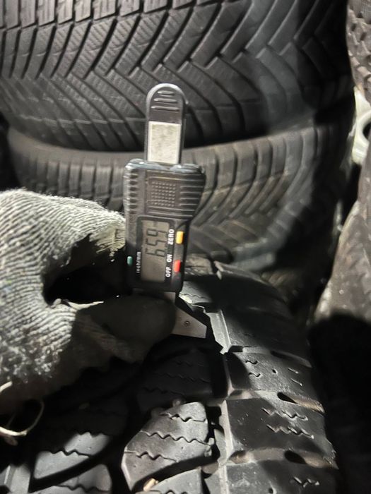 215/65/16c пара зимних шин