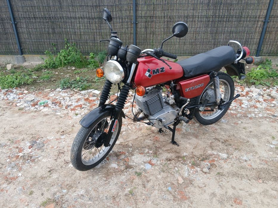 Mz