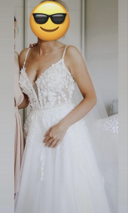 Piękna suknia ślubna