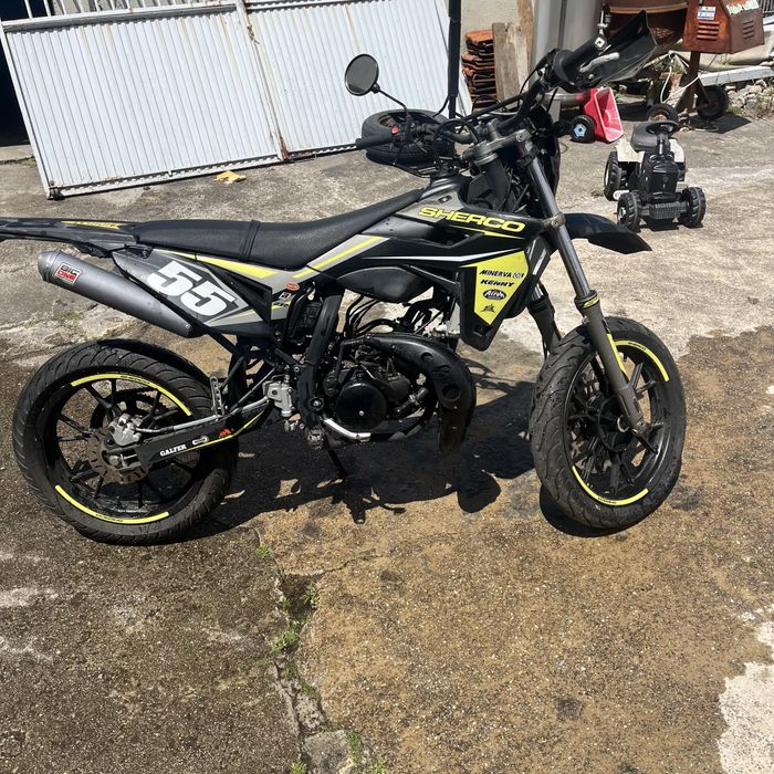 Shercco 50cc | 10000km | Modelo Supermotard 2020