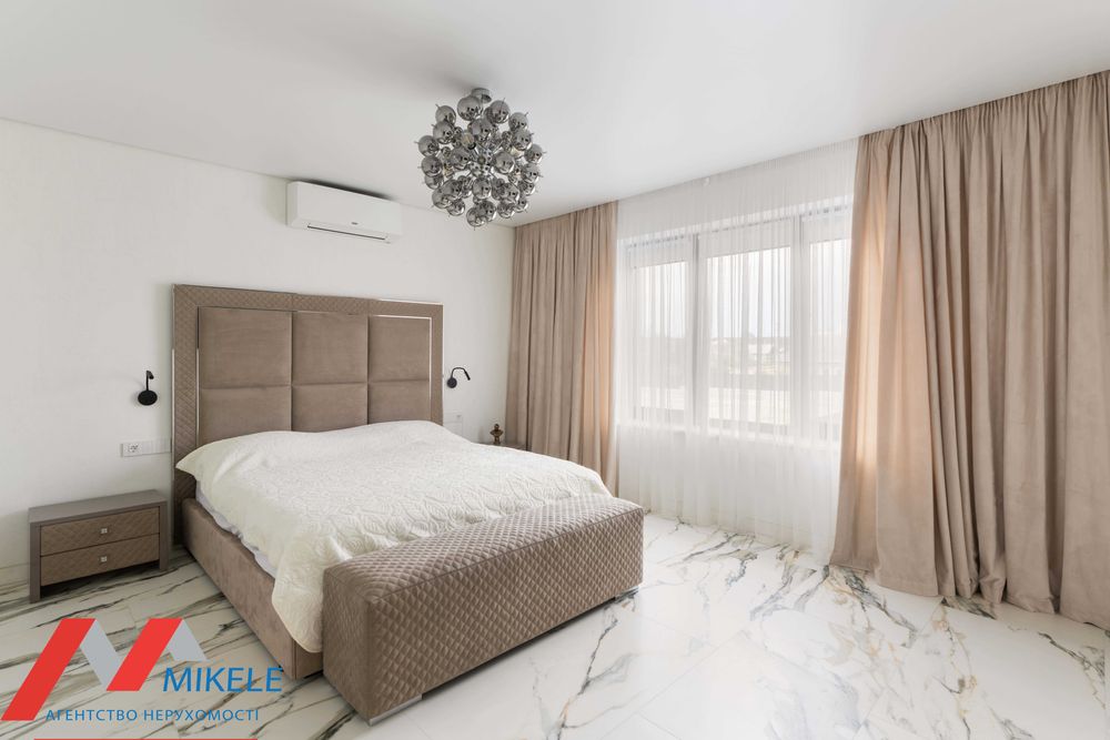 Сучасний новий будинок 2024р 320м2 діл 19сот с. Щасливе