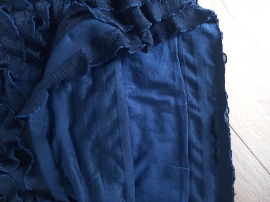 Galowy zestaw dla dziewczynki 152