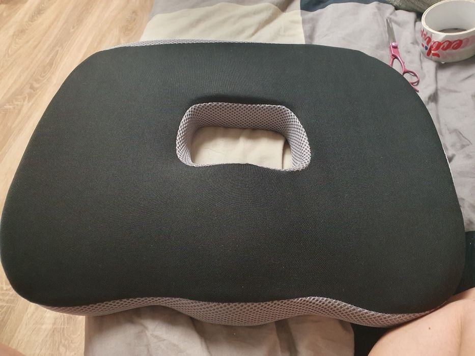 Sprzedam poduszkę ortopedyczną do siedzenia