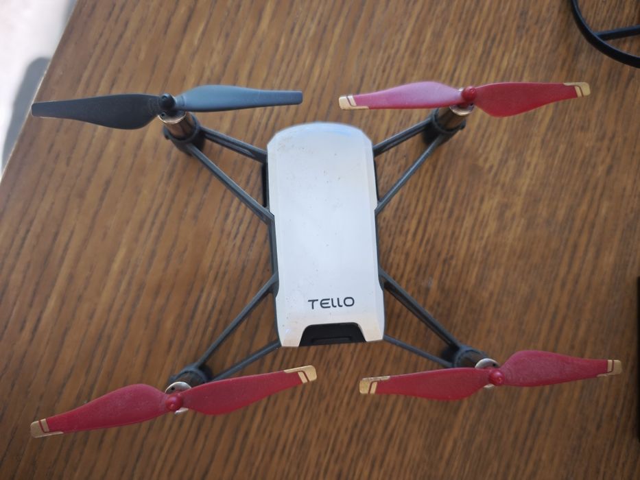DJI Tello Ryze dron