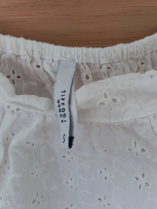 Top NOVO bordado inglês Tiffosi