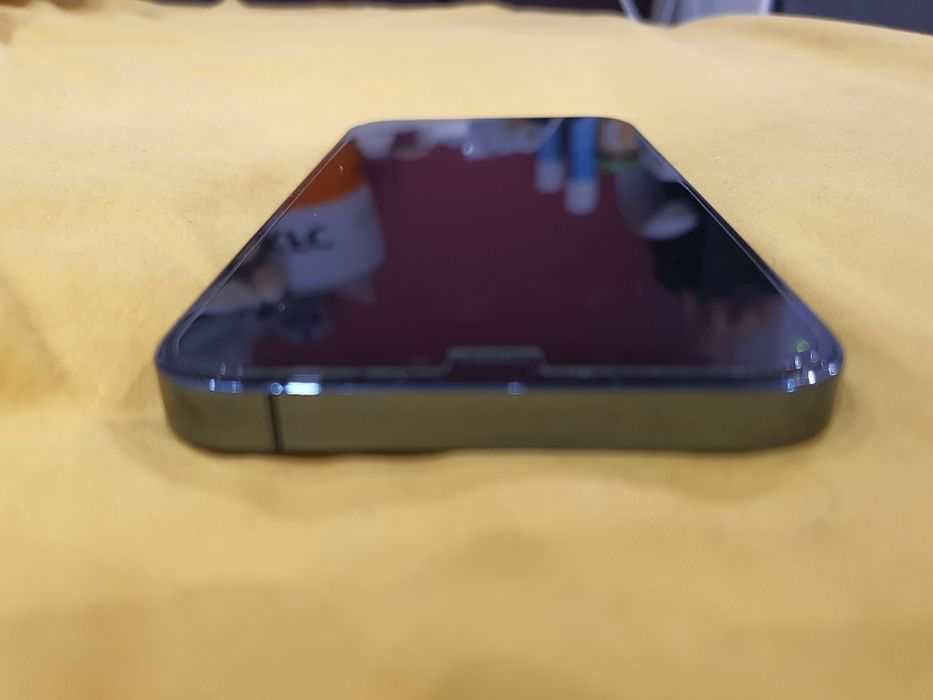 Apple IPhone 12 pro zielony + iwatch SE
