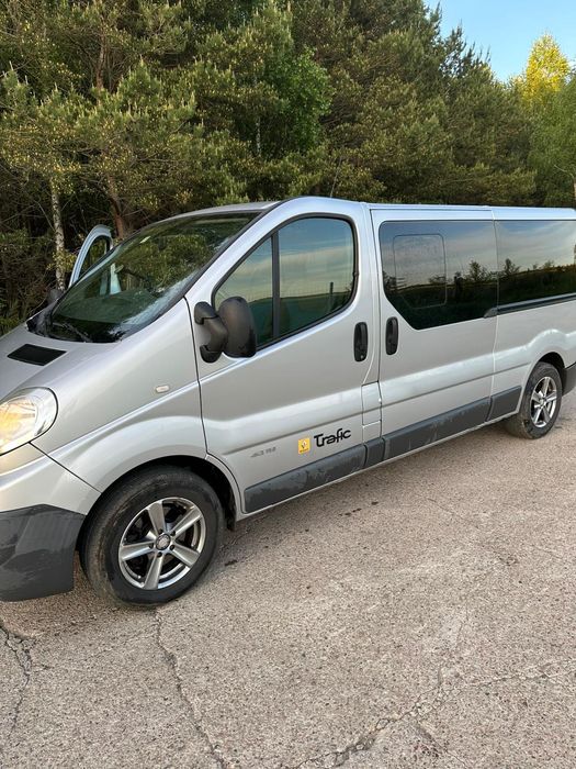 Samochód osobowy Renault Trafic
