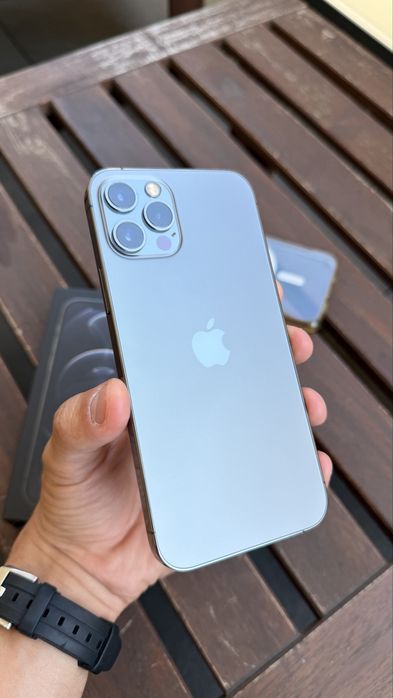 iPhone 12 Pro 256 GB Space Gray – 89% baterii - uszkodzony ekran