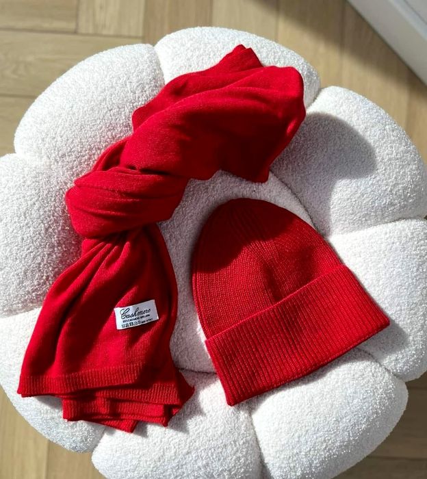 Czerwony komplet czapka szalik Cashmere kaszmir welna