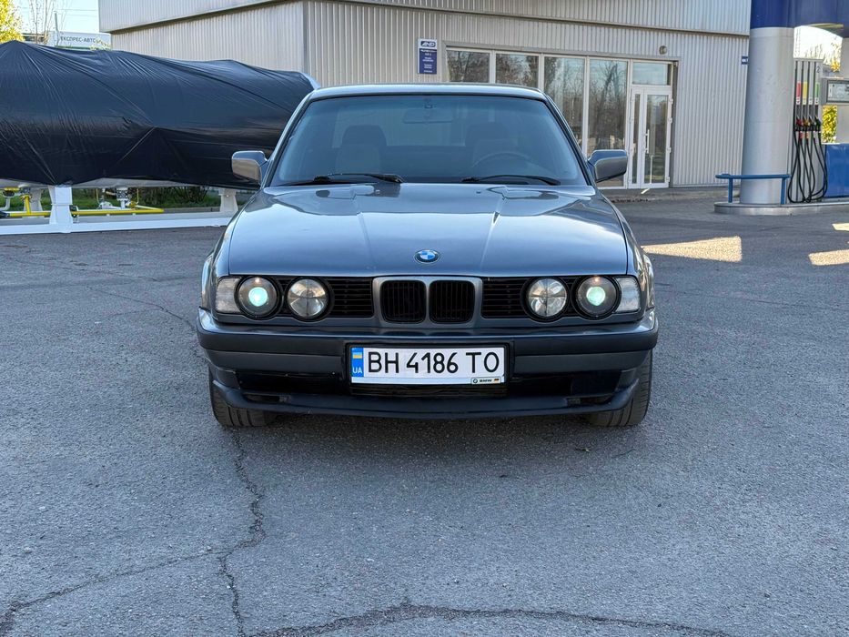 Продам BMW 5-series е34 1990р 2.0 м50-б20 плита механика