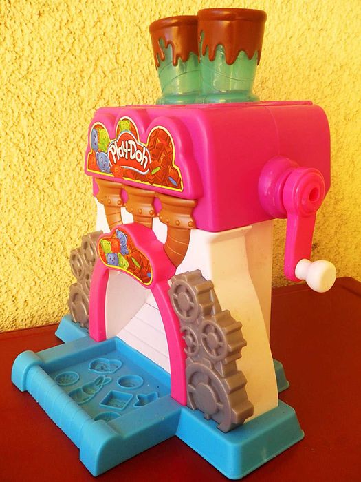 Hasbro Play-Doh Конфетная фабрика  (БУ)