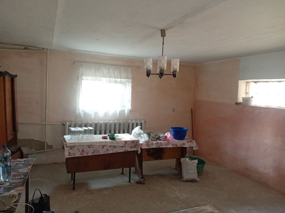 Будинок в тихому районі міста Берегове, зручна локація