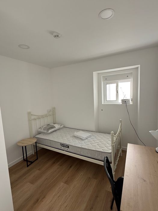 Quartos para estudantes em Monte de Caparica