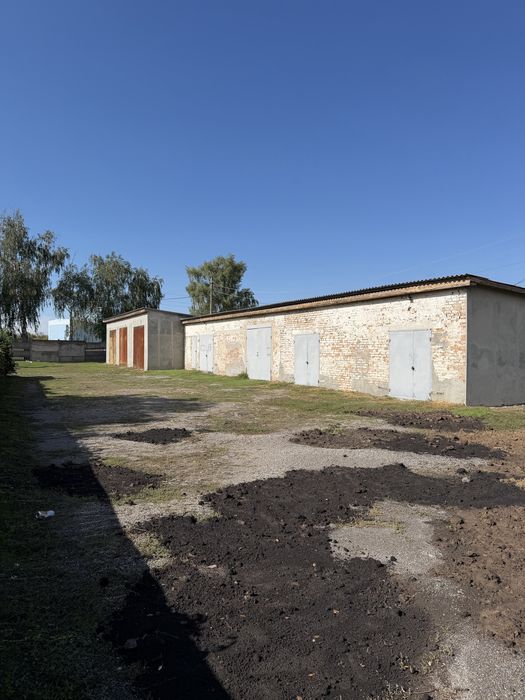 Приміщення в центрі смт Чорнобай