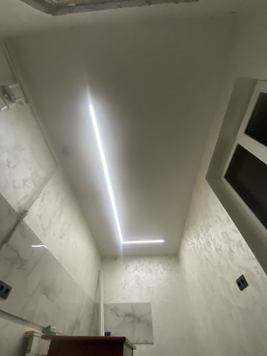 Натяжні стелі Комарно | Монтаж