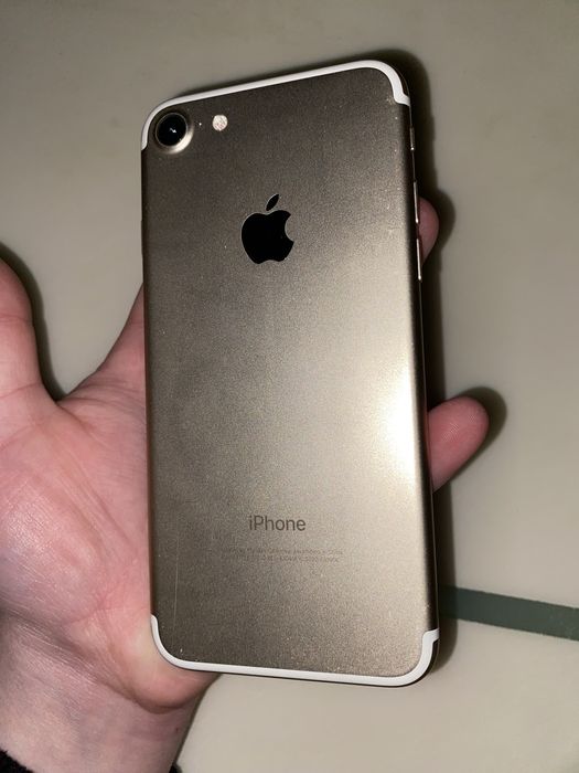 Айфон 7 б/у акб 73%