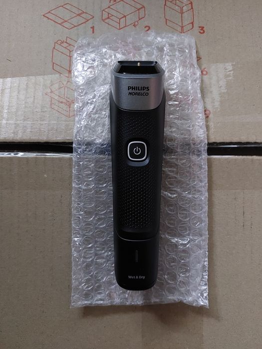 Новий тример Philips Norelco 5000 серії | Без лез та комплекту!