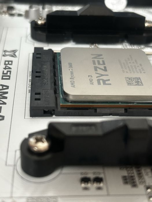Komputer PC do gier Ryzen 5 3600 | 16GB RAM SSF