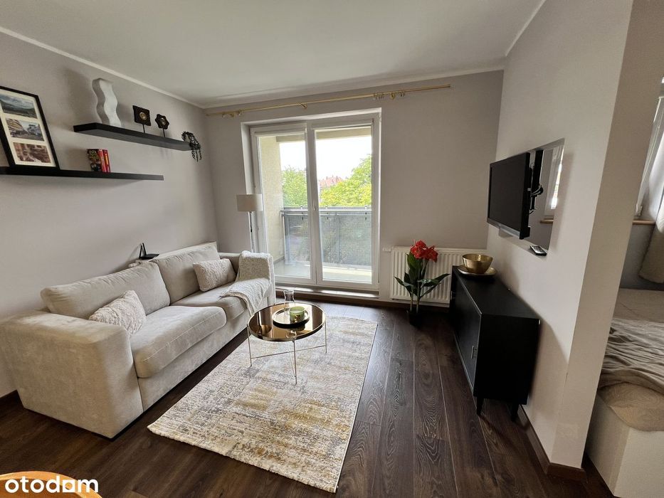 Kawalerka z wydzieloną sypialnią | balkon | garaż | Wrocław centrum