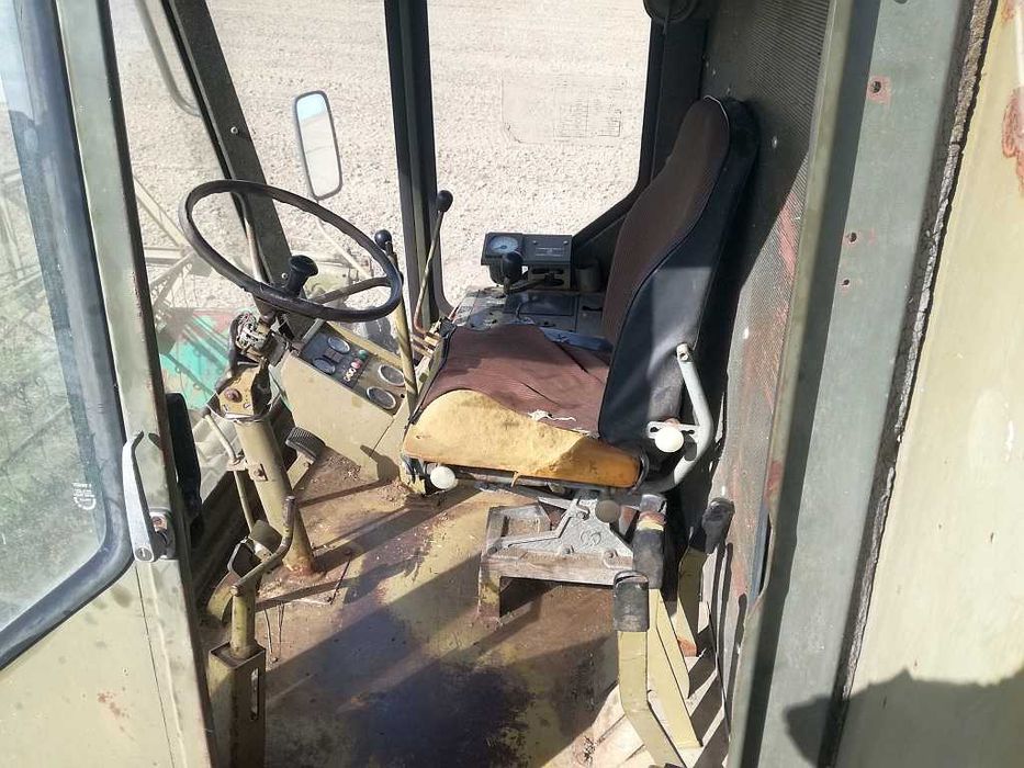 Kabina Kombajn Zbożowy Fortschritt E512 E514 cała kompletna nawiew